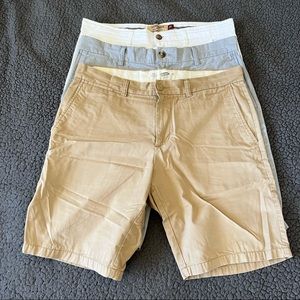 Bundle of 3 Chino Shorts Khaki, Gray and White Old Navy Hudson & Barrow Size 34